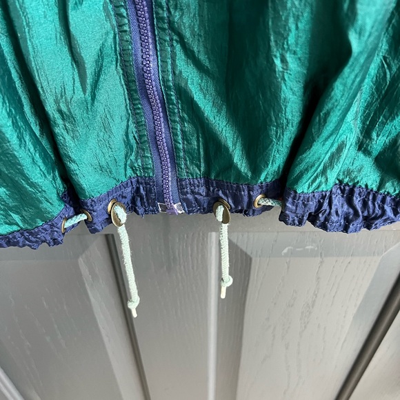 Vintage Windbreaker East West size Large - Picture 3 of 7